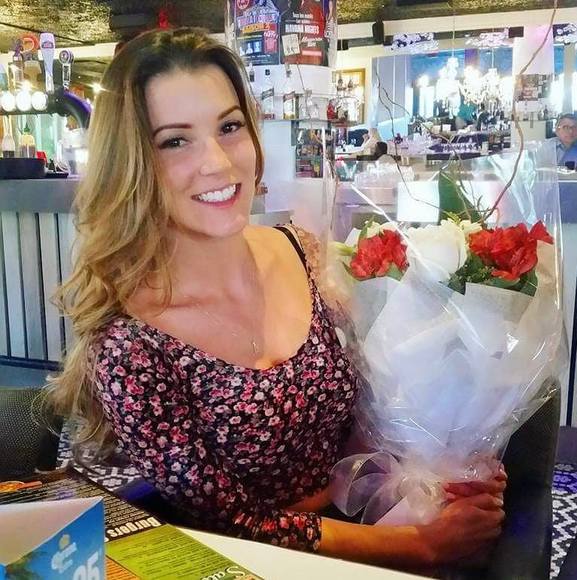 Meet your Posher, Mélanie - Picture 1 of 1